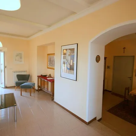 Casa Dei Poeti شقة مييْنا