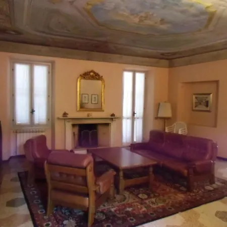 Casa Dei Poeti * مييْنا
